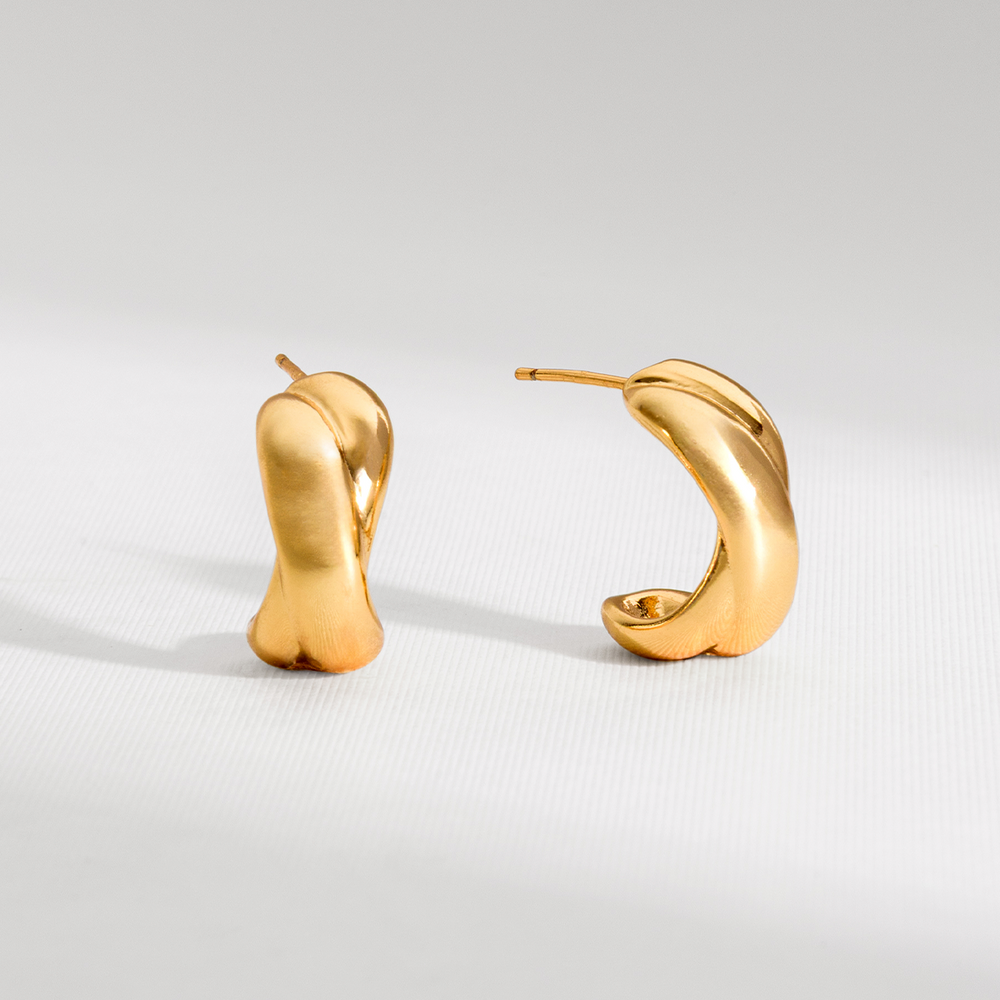 BRINCO ENLAÇO DOURADO