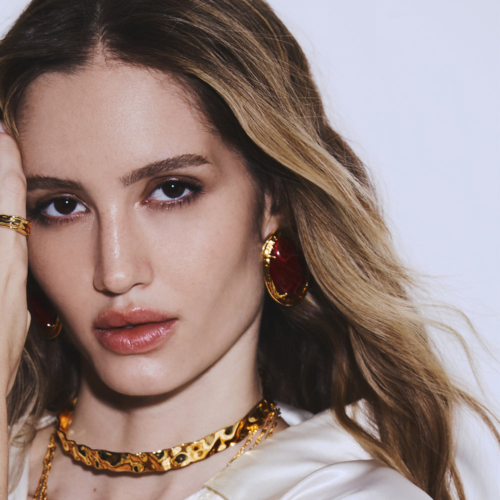 BRINCO ZAYA DOURADO