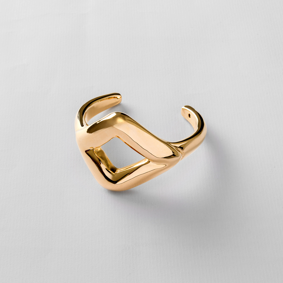 DOURADO