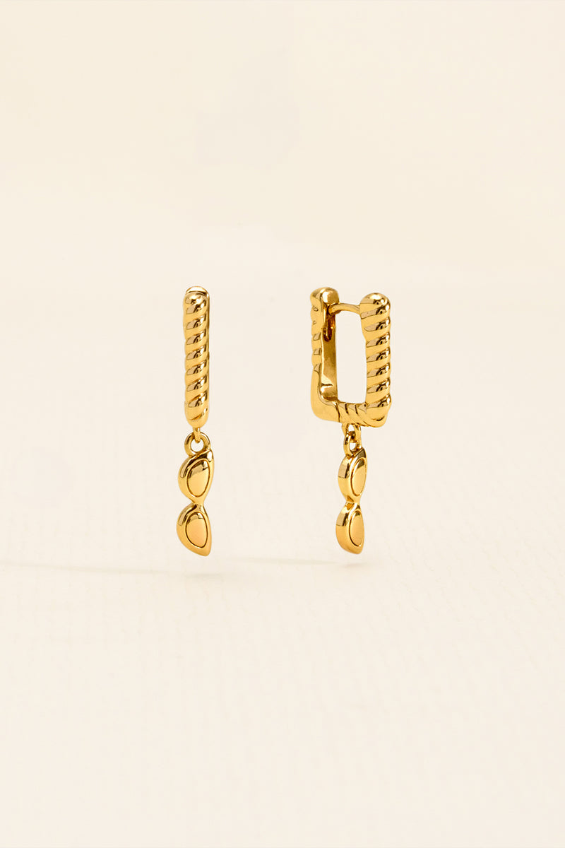 BRINCO MINI ARGOLA ÓCULOS BARBIE DOURADO