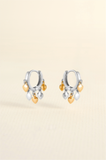 BRINCO MINI ARGOLA TACHINHAS CORAÇÕES MIX DE BANHOS
