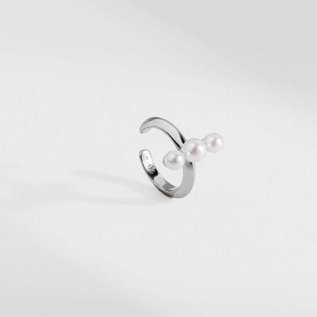 PIERCING PÉROLAS HALO PRATEADO