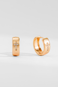 BRINCO ARGOLA BOLD CRUZ CRAVEJADA DOURADO