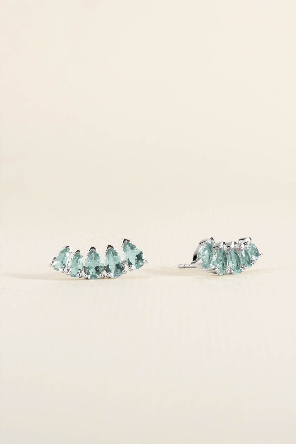 BRINCO EARCUFF GOTAS PRATA 925 AZUL