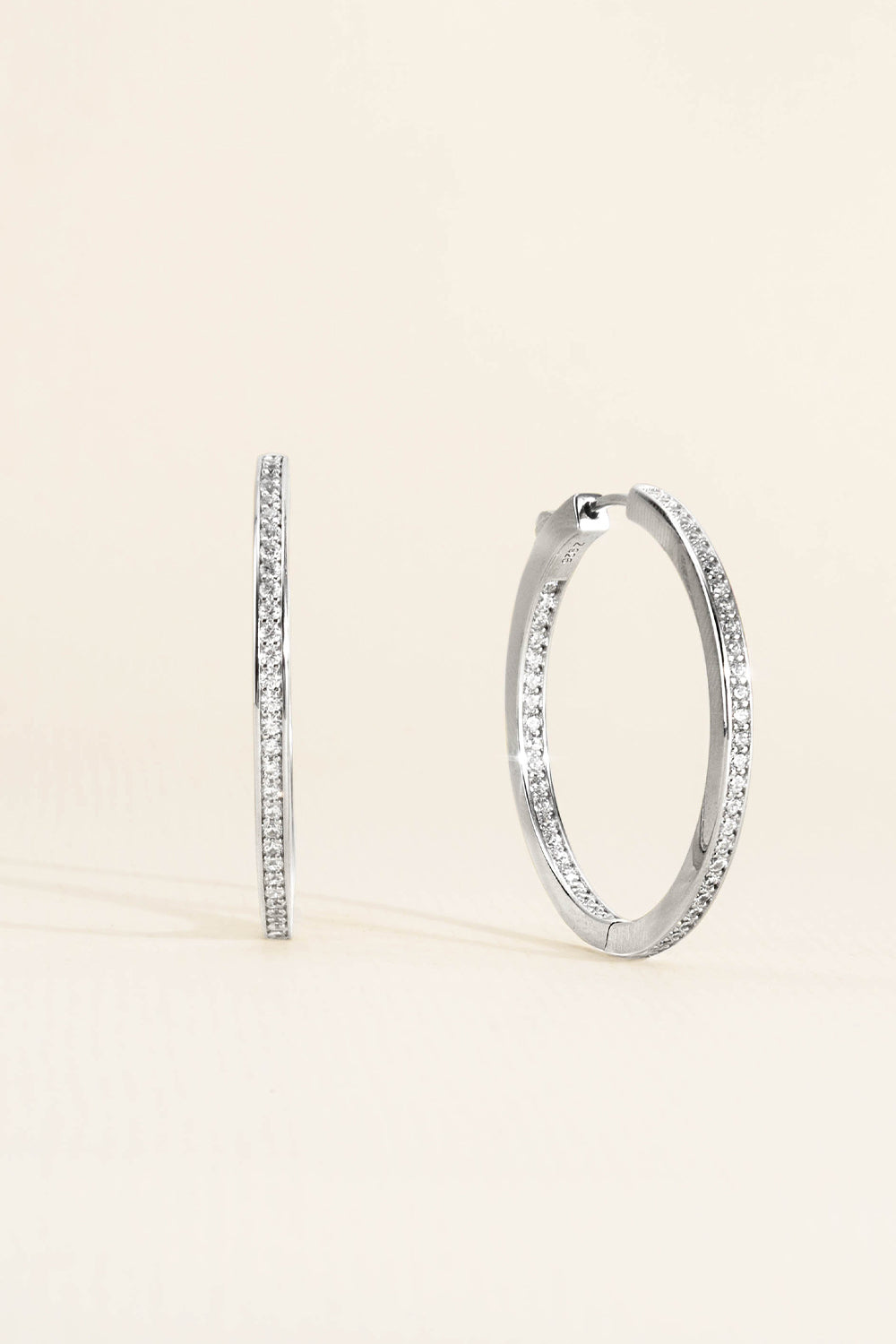 BRINCO ARGOLA GRANDE ZIRCÔNIA PRATA 925 PRATEADO