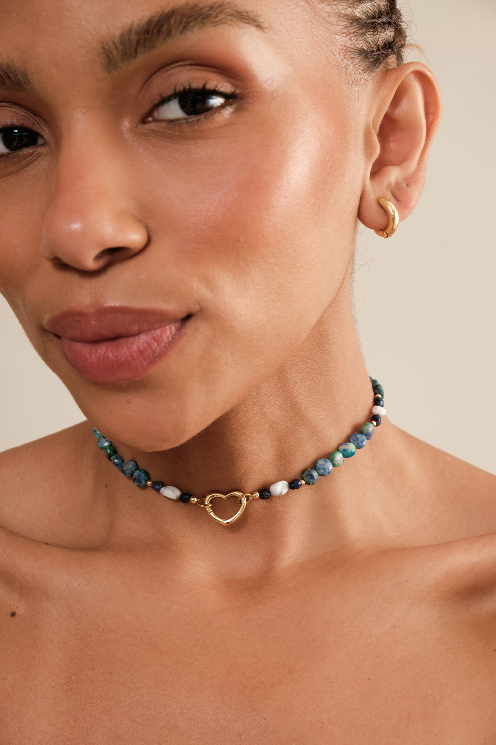 COLAR ENCANTOS CORAÇÃO DE PEDRA NATURAL CRISOCOLA AZUL DOURADO AZUL