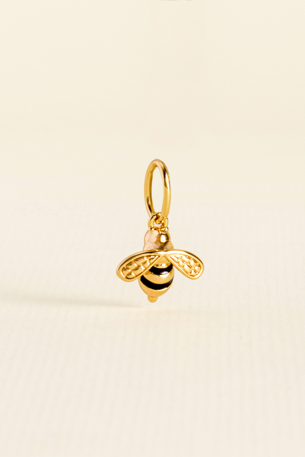 PINGENTE CHARM BAR ABELHA DOURADO