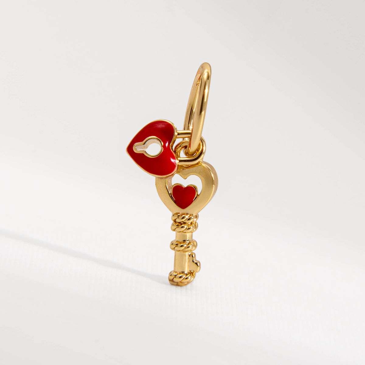 PINGENTE CHARM BAR CHAVE DOURADO