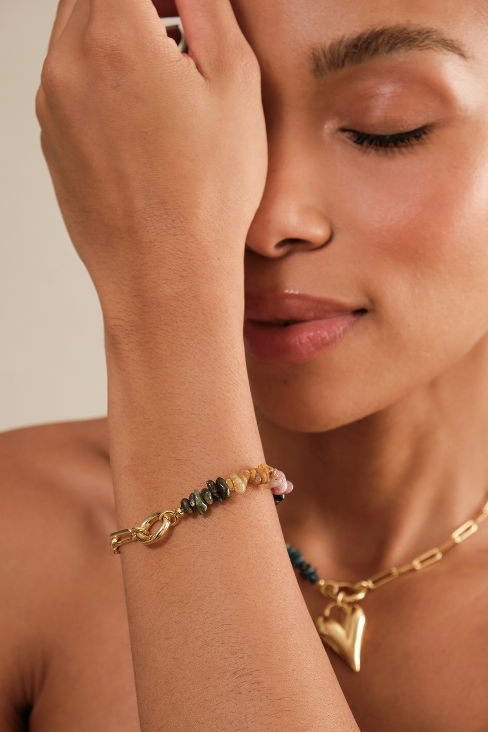 PULSEIRA ENCANTOS DE TURMALINA MELANCIA DOURADO DOURADO