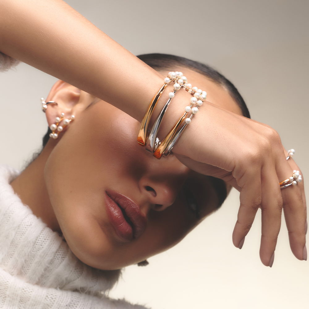 BRACELETE PÉROLAS HALO DOURADO